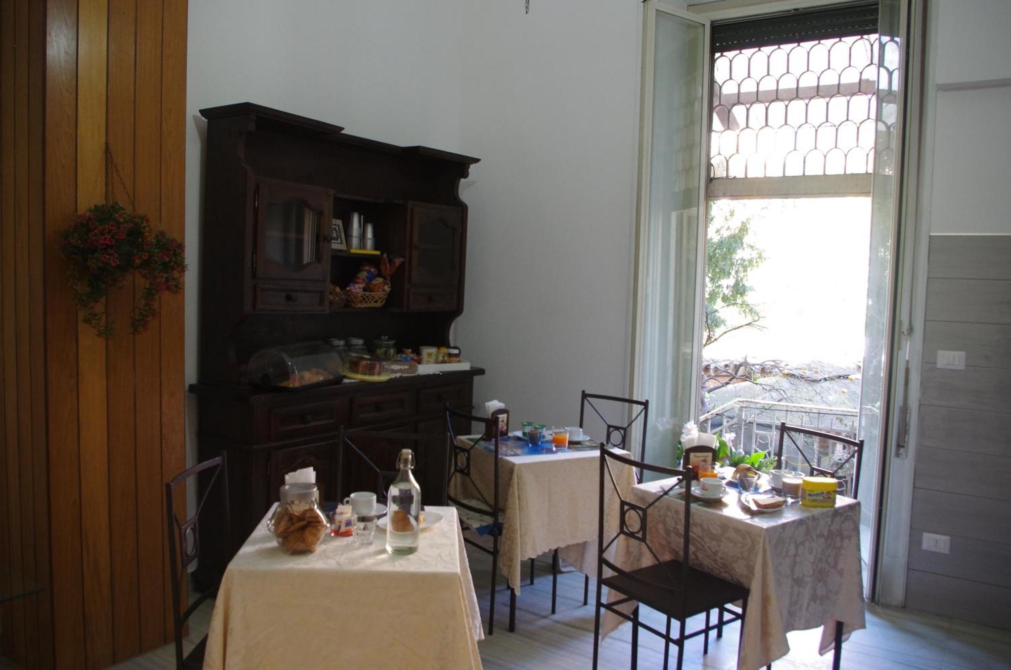 Tucci'S Roma Guest House — Foto 3